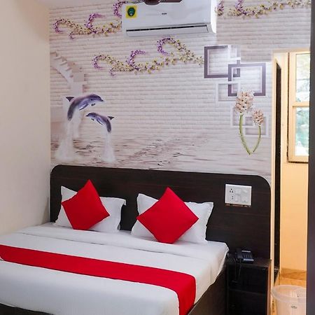 Oyo Flagship 68474 Hotel Viraj Пюн Екстериор снимка